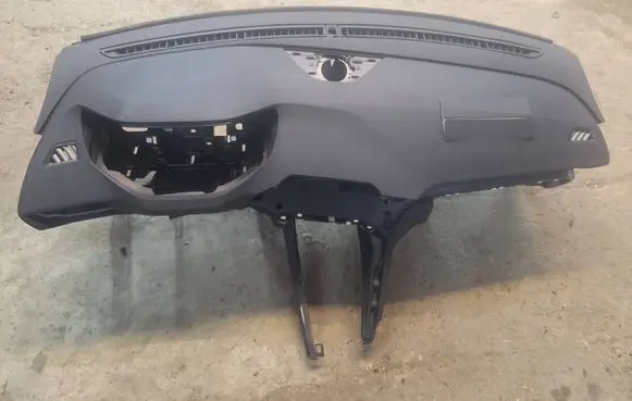 Peugeot 3008 II Dashboard 00218505