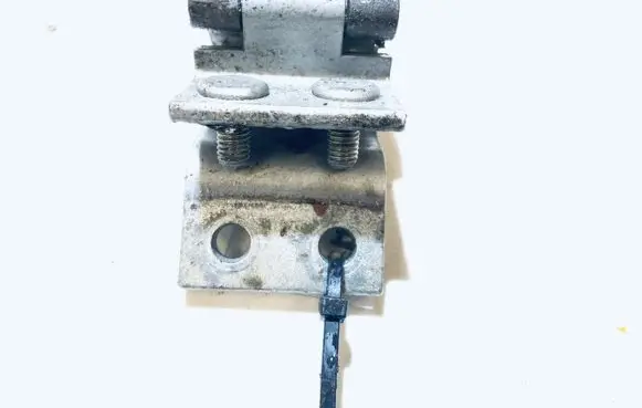 Audi A6 S6 C4 4A Tailgate/trunk/boot hinge 4a9827299d