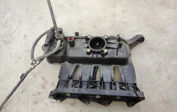 Mercedes-Benz B W245 Intake manifold A2661410501