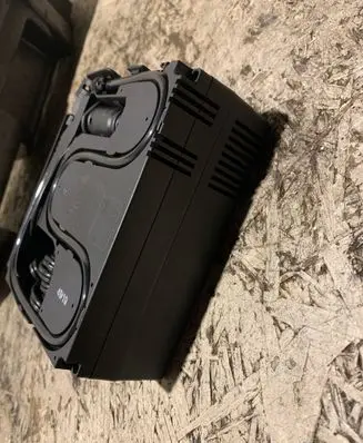 Volvo XC40 Tire air pump compressor 