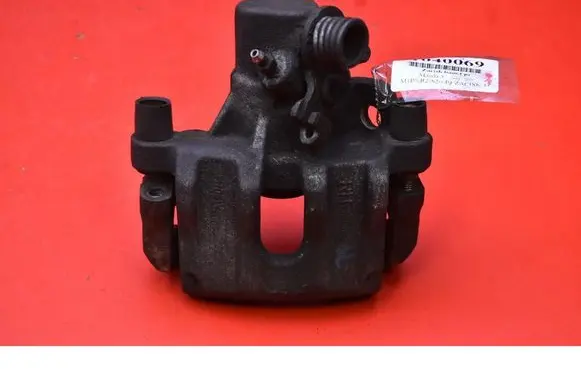 Mazda 3 II Rear brake caliper 