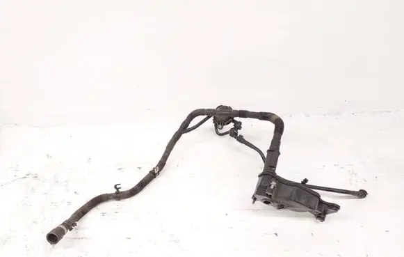 Mercedes-Benz C W205 Oil breather separator A2700104203 A2700180000 A2740180300