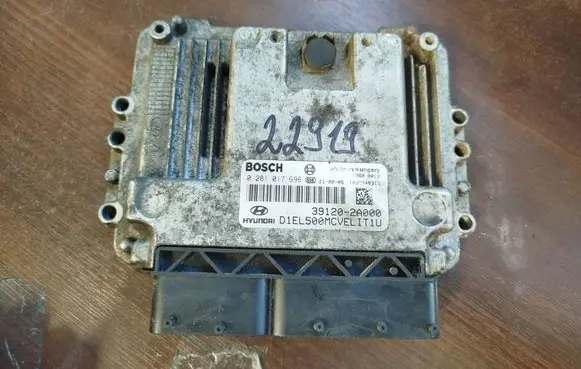 Hyundai ix35 Engine control unit/module 391202a000 0281017696 39120-2a000