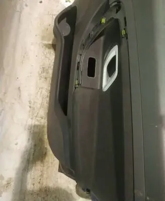 Skoda Roomster (5J) Front door card panel trim