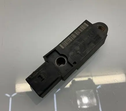 Mercedes-Benz E W211 Airbag deployment crash/impact sensor A0028202726 0028202726