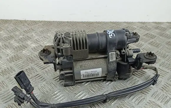 Maserati Levante Air suspension compressor/pump 15155000872 PV06001 180205