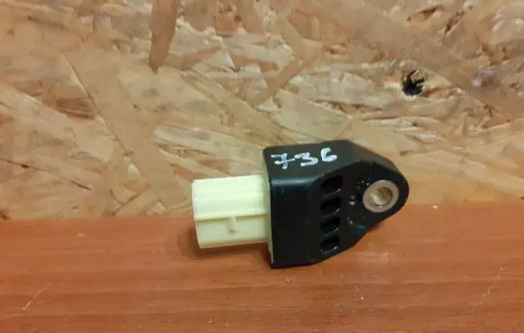 Lexus CT 200H Airbag deployment crash/impact sensor 8983175020 736