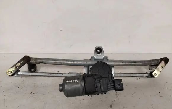 Seat Toledo I (1L) Front wiper linkage and motor 1J1955113B 0390241502