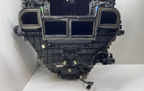 BMW 5 E39 Interior heater climate box assembly 64118383723
