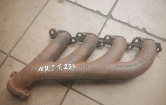 Mercedes-Benz 207 310 Exhaust manifold 6011420301