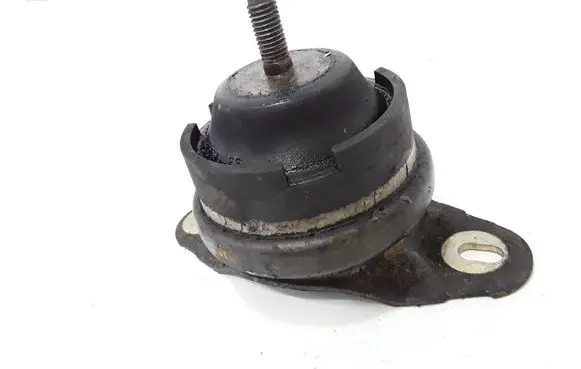 Citroen C5 Engine mount bracket