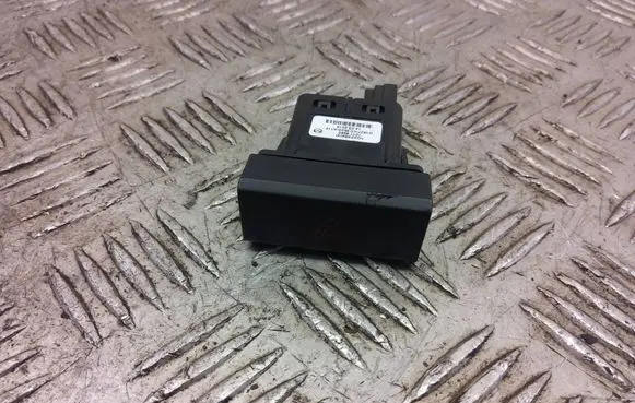 Mazda MX-5 ND Hazard light switch N243664H0