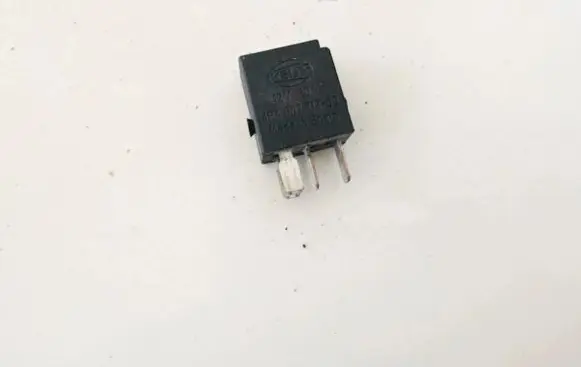 Mercedes-Benz C W203 Other relay 4ra00781300 4ra007813-00