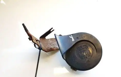 Saab 9-5 Horn signal E335717 CH2035A