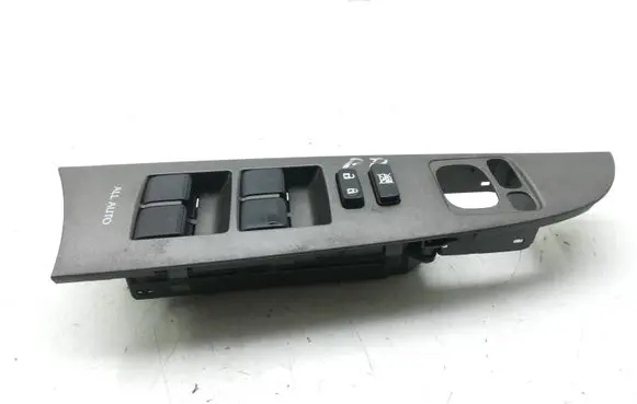 Lexus IS 220D-250-350 Electric window control switch 8404053100 7423153320