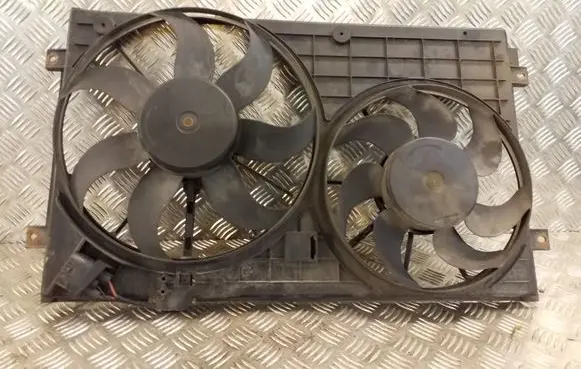 Skoda Octavia Mk2 (1Z) Fan set 1K0121207T