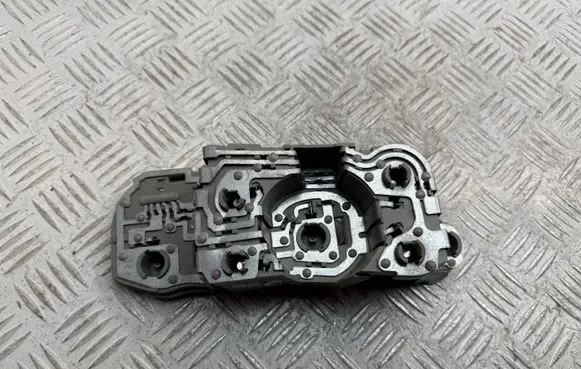 Toyota Corolla Verso AR10 Tail light bulb cover holder 815570F010