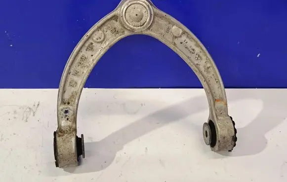 Mercedes-Benz GL X166 Front upper control arm/wishbone 16614
