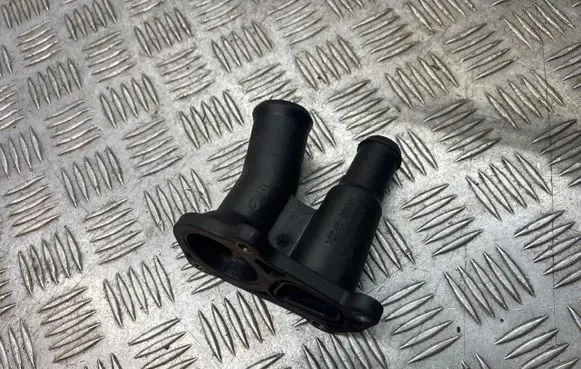 Thermostat/thermostat housing