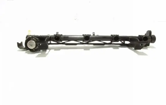 Ford Fiesta Fuel line pipe 9A6G9H487AA
