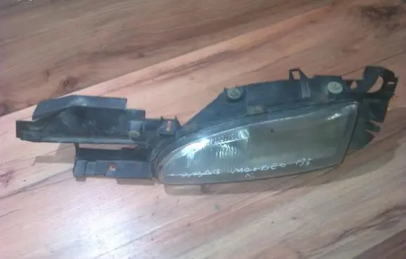 Ford Mondeo MK I Headlight/headlamp 93bg13n010ae