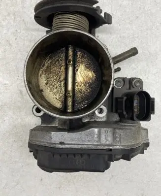 Audi A6 S6 C4 4A Throttle valve 079133063G 0237220001