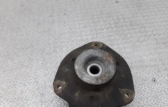 Volkswagen Golf V Front upper strut mount 