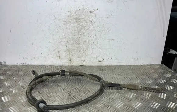 Hyundai Kona I Hand brake release cable 
