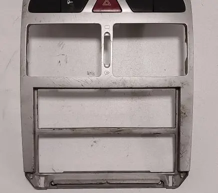 Peugeot 307 Radio/GPS head unit trim 9634505077