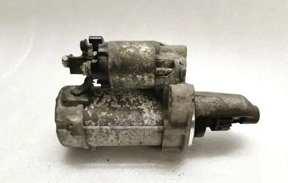 Mercedes-Benz A W176 Starter motor A2709060026