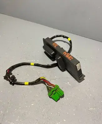 Volvo S60 Seat control switch 8682701 02W423