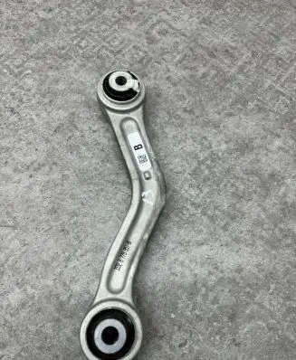BMW 5 GT F07 Rear control arm 6779851 33326779851