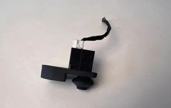 Subaru Forester SJ Front door sensor 