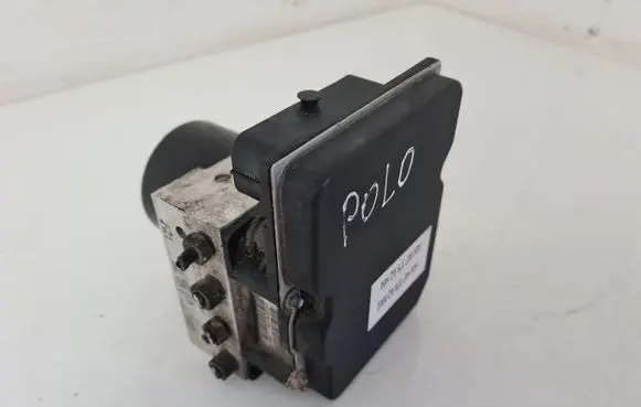 Volkswagen Polo IV 9N3 ABS Pump 6Q0907379