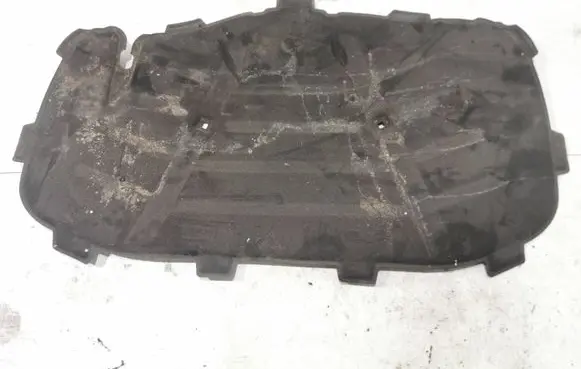 Engine bonnet/hood sound/heat insulation