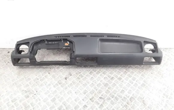 Audi 80 90 B2 Dashboard 811857069