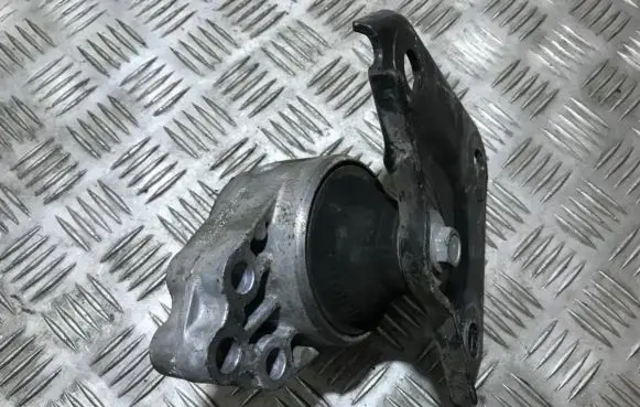 Ford Fiesta Engine mount bracket 2s616f012ad 2s61-6f012-ad