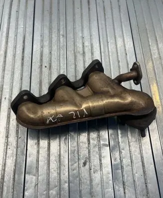 BMW 7 E38 Exhaust manifold 11621704536 1704536