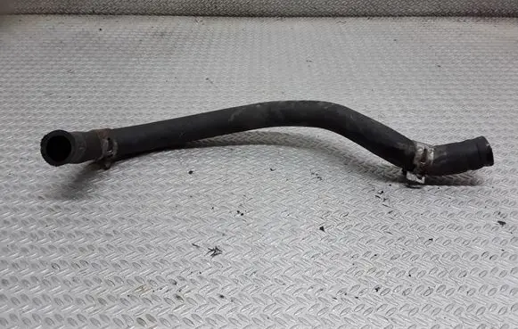 Toyota Auris 150 Engine coolant pipe/hose