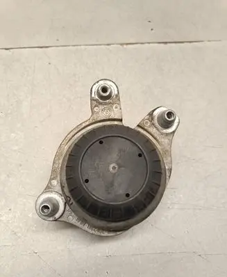 Mercedes-Benz E W213 Engine mount bracket A2132400600 ZGS002