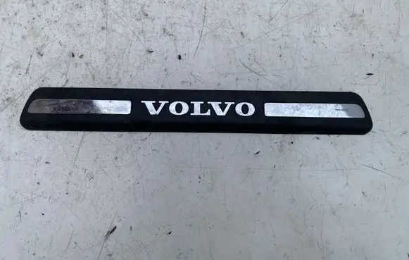 Rear sill trim cover
