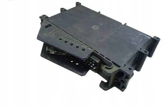 Volkswagen Golf III ABS control unit/module 