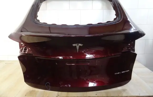 Tesla Model 3 Tailgate/trunk/boot lid