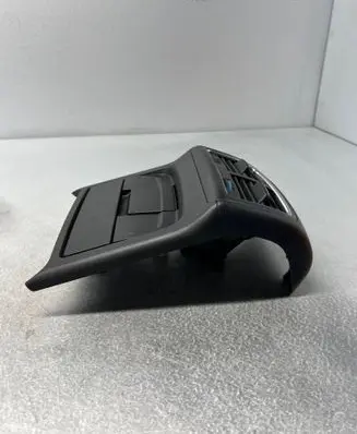 Audi A5 8T 8F Rear air vent grill 8K0864376