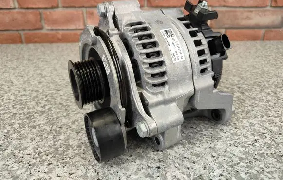 BMW 4 F32 F33 Generator/alternator 8645326
