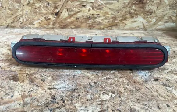 Toyota Corolla Verso AR10 Third/center stoplight 815700F011