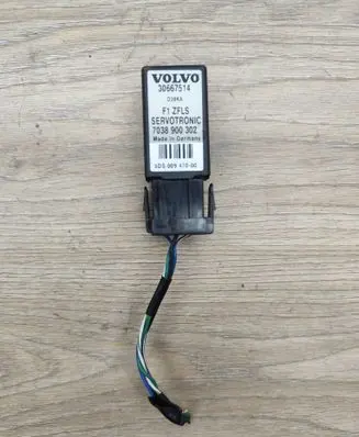 Volvo XC70 Other relay 30667514 5DS00947000 7038900302