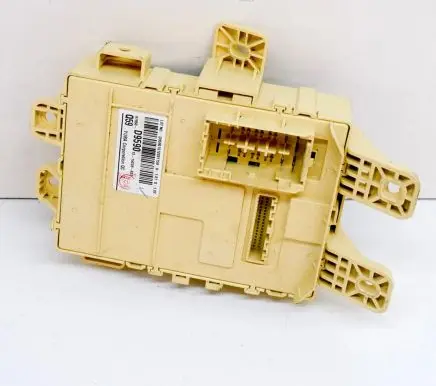 KIA Sportage Fuse module 91950D9590