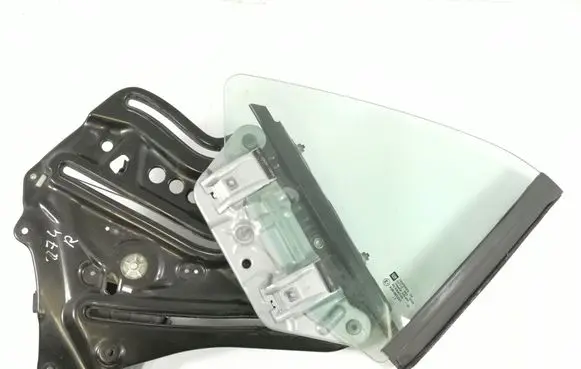 Chevrolet Camaro Rear side window 22870072