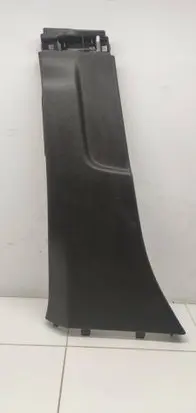 (B) pillar trim (bottom)
